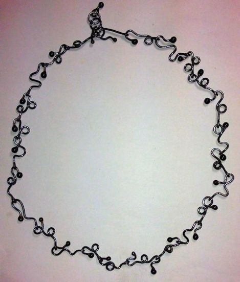 CurvyWireNecklace-16Gauge