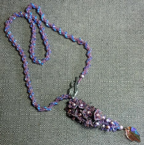 BellsOfIrelandNeckace2